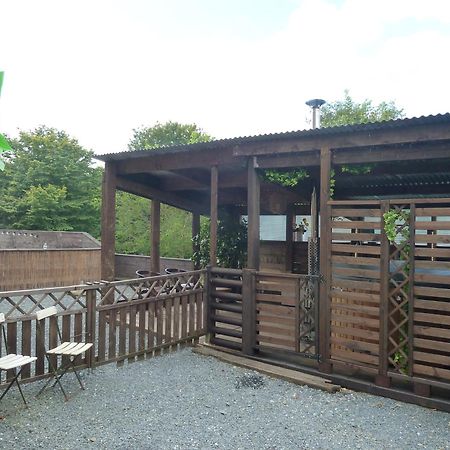 'Chez Lulu' - Gîte de charme en Ardennes avec grande terrasse fermée Nassogne Esterno foto