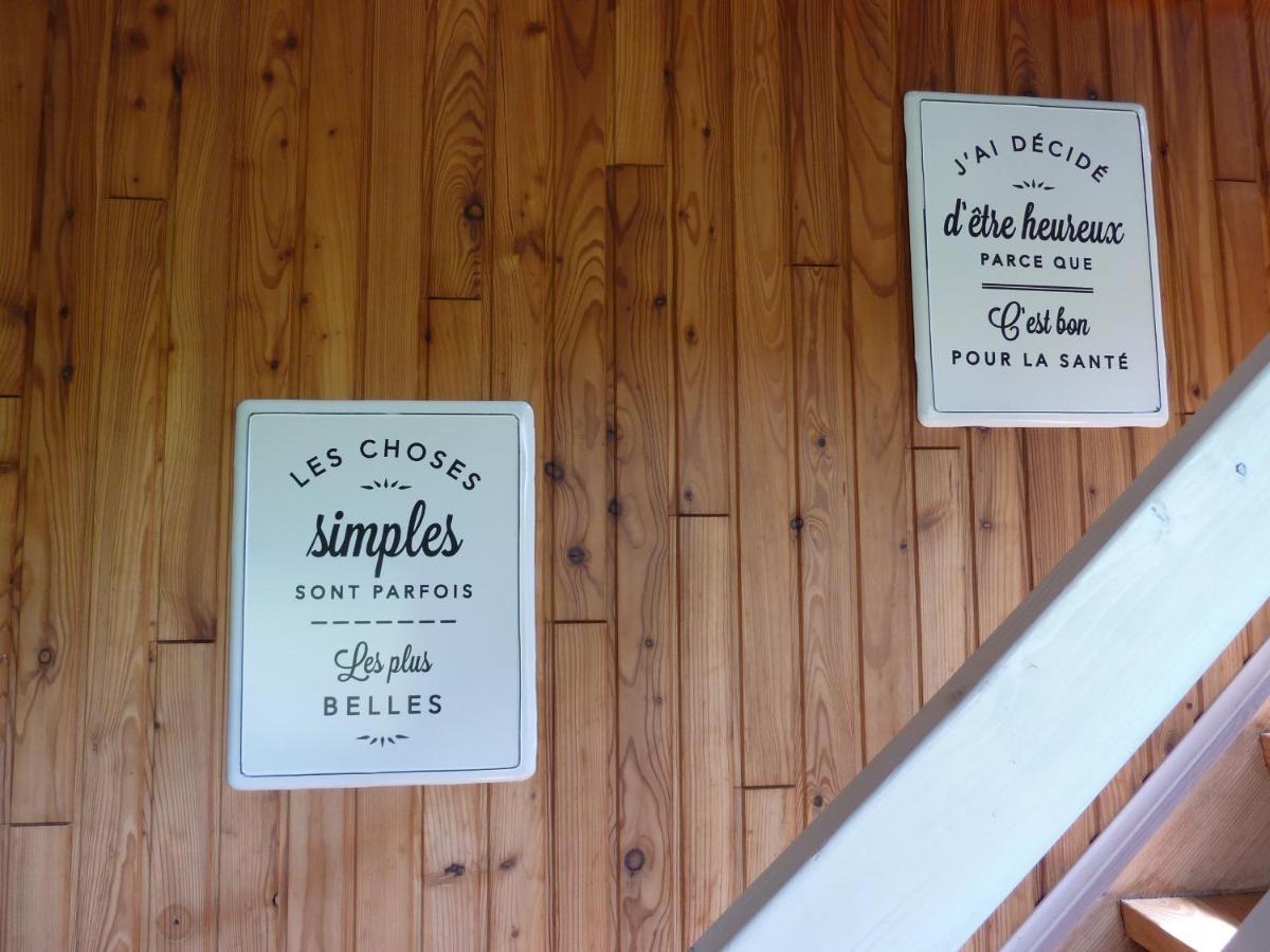 'Chez Lulu' - Gîte de charme en Ardennes avec grande terrasse fermée Nassogne Esterno foto