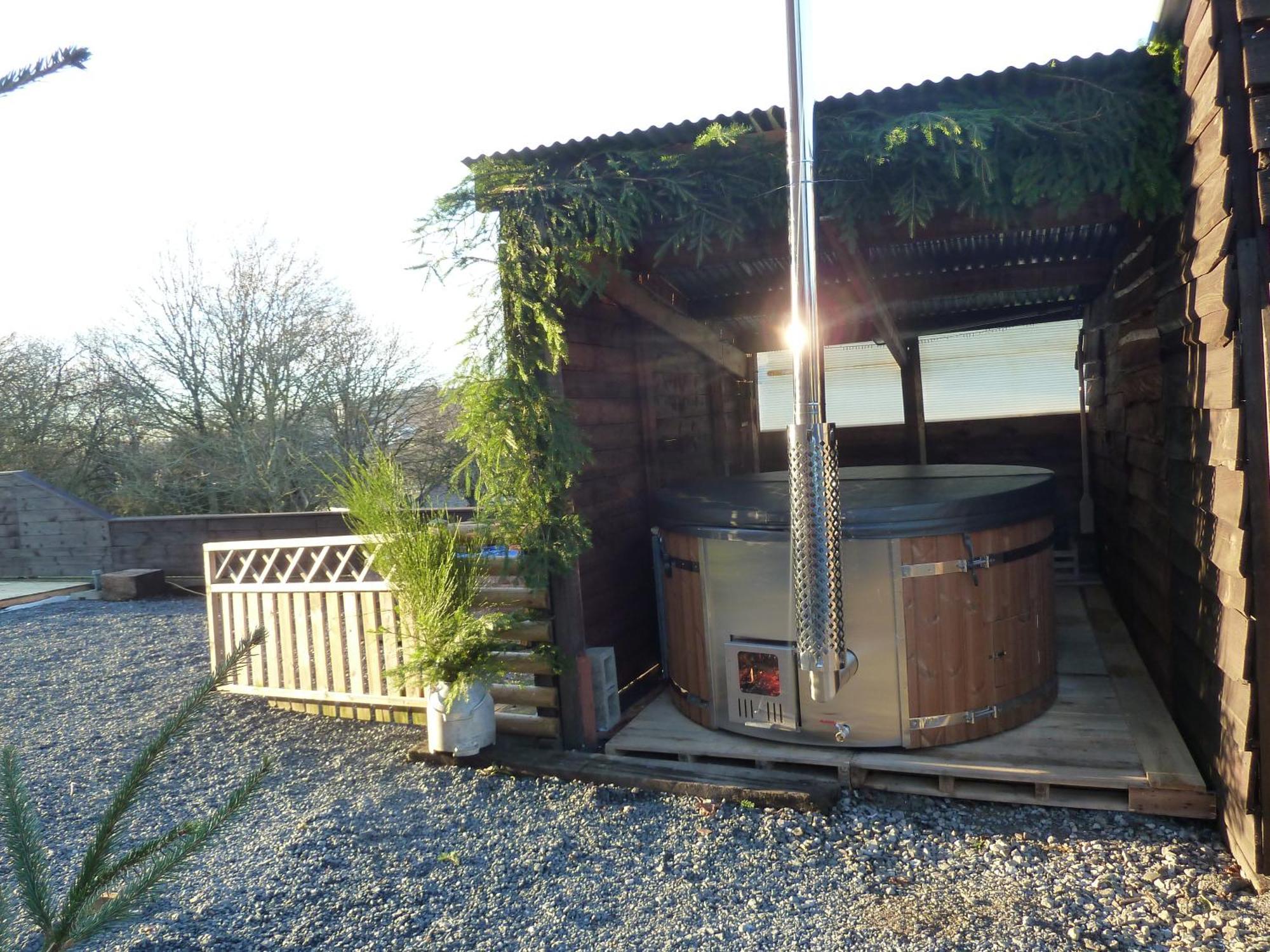 'Chez Lulu' - Gîte de charme en Ardennes avec grande terrasse fermée Nassogne Esterno foto